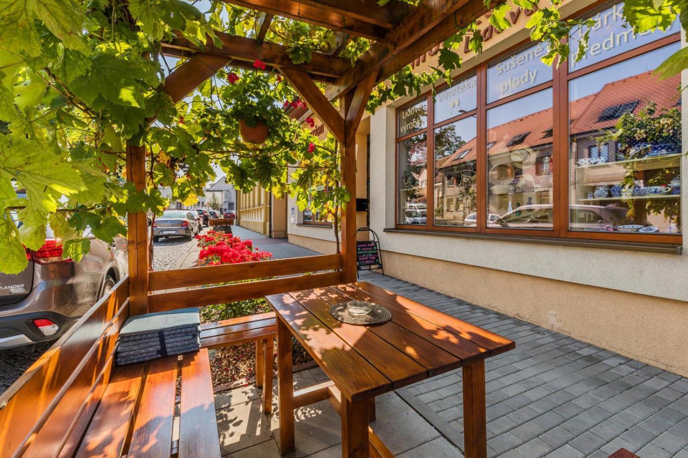 Apartmany U Zamecku Kyjov  Kültér fotó